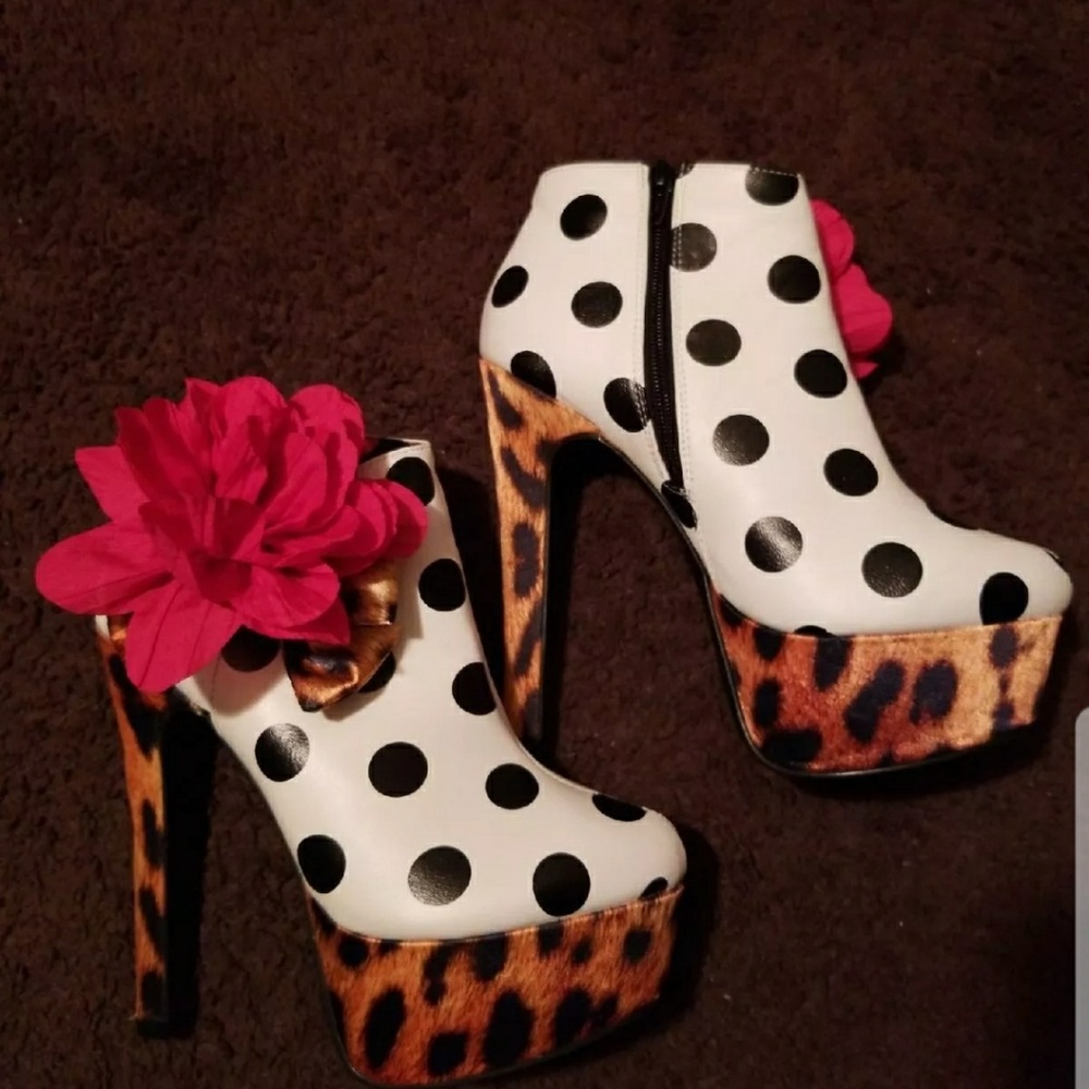 New booties - Picture 4 of 4